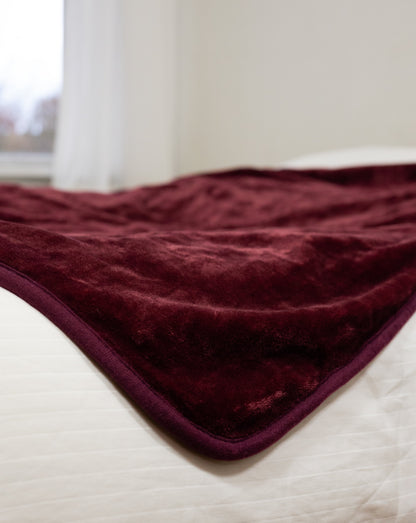 Waterproof Goddess Blanket™ – Moonblood