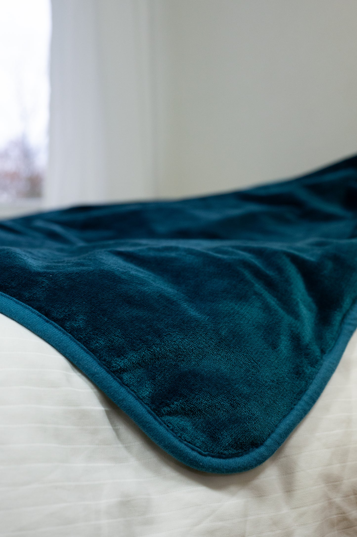 Waterproof Goddess Blanket™ - Ocean Blue PRE-ORDER 29th November